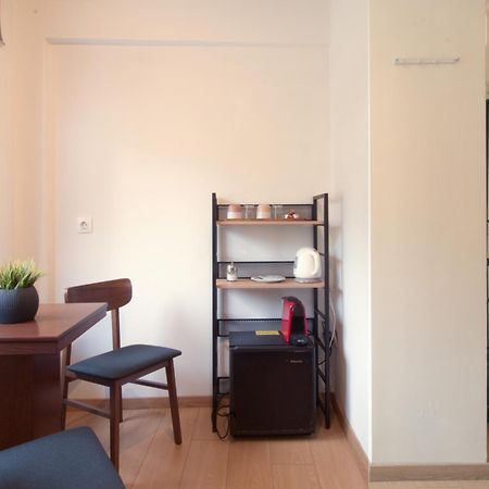 1951 Suites Каламбака Екстер'єр фото