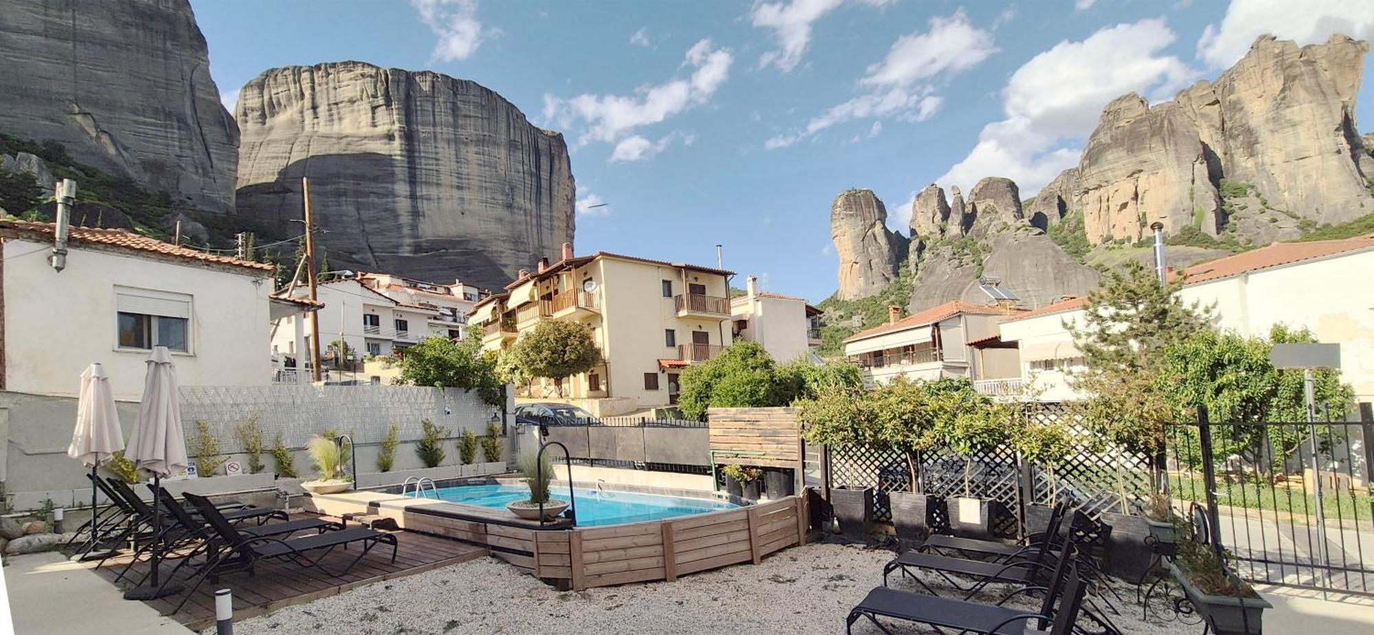 1951 Suites Каламбака Екстер'єр фото