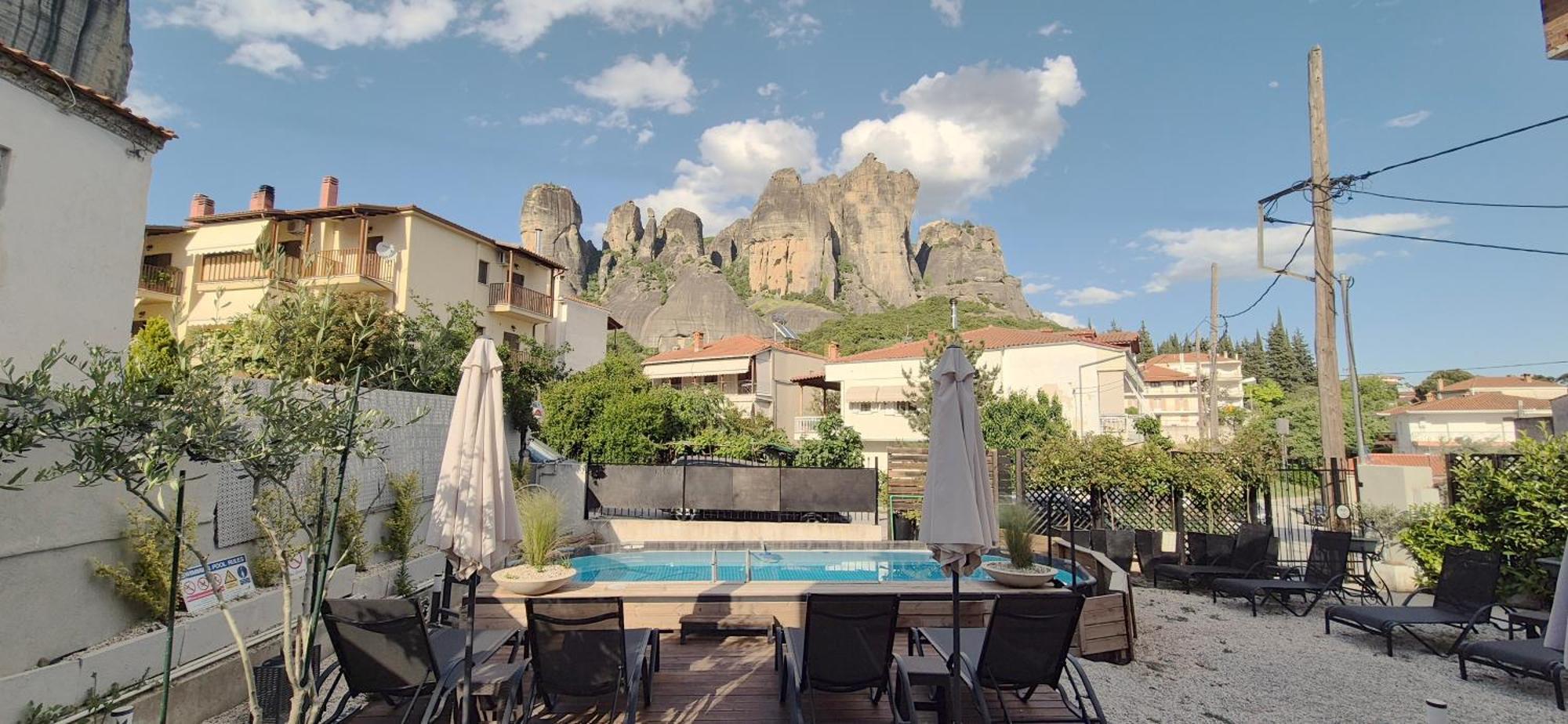 1951 Suites Каламбака Екстер'єр фото